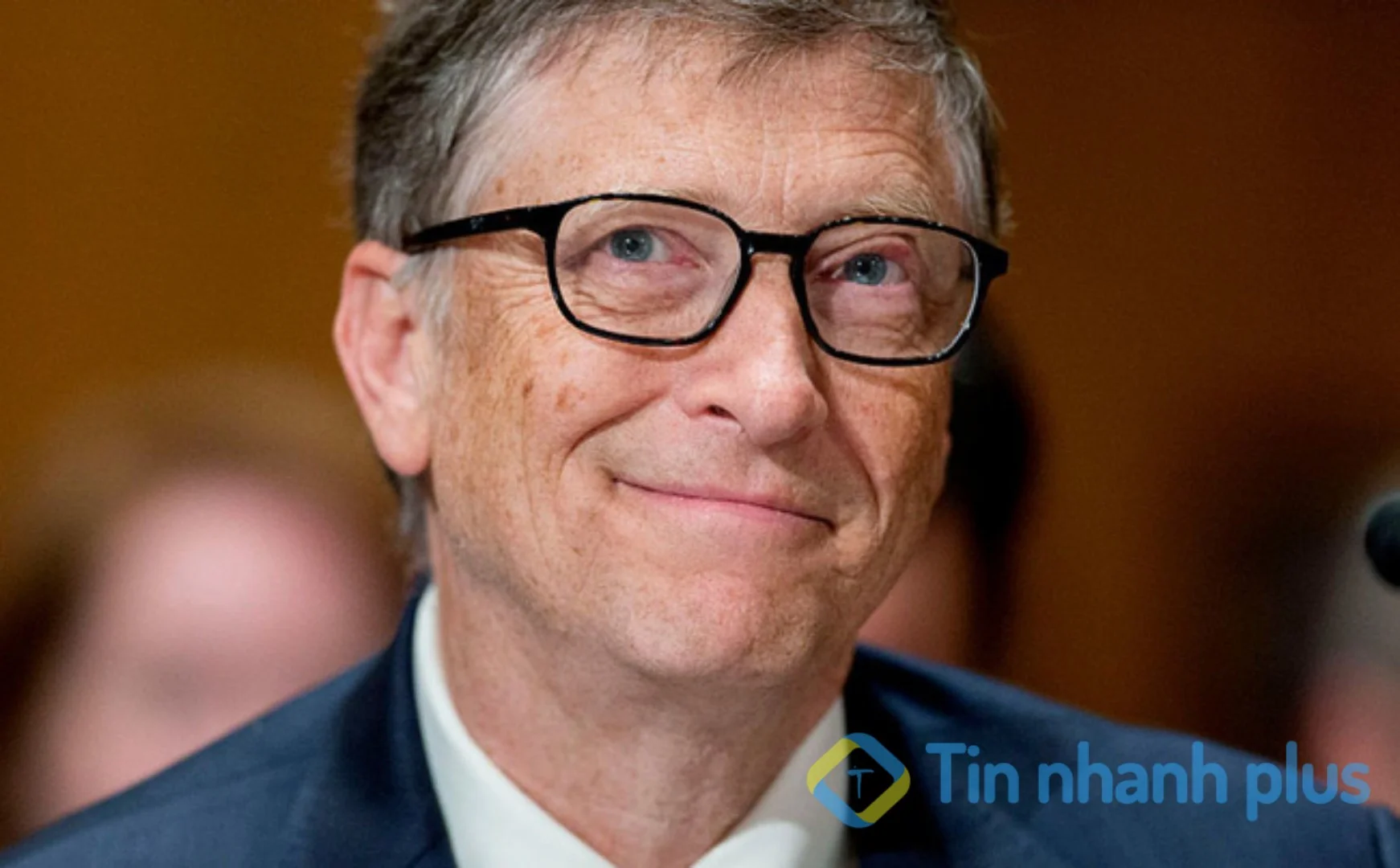 ty phu bill gates bo hoc giua chung de thanh lao cong ty
