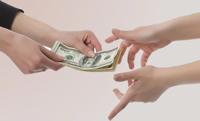 tiền bạc làm thay đổi con người