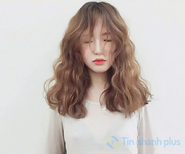 kiểu tóc xù cá tính