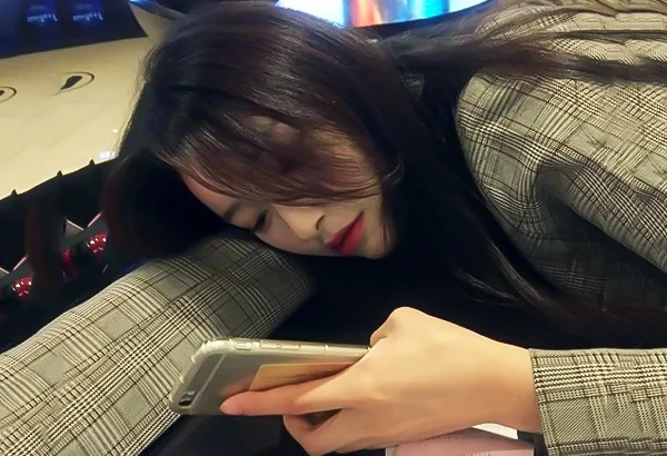 Chàng đột nhiên không nhắn tin nên làm gì?