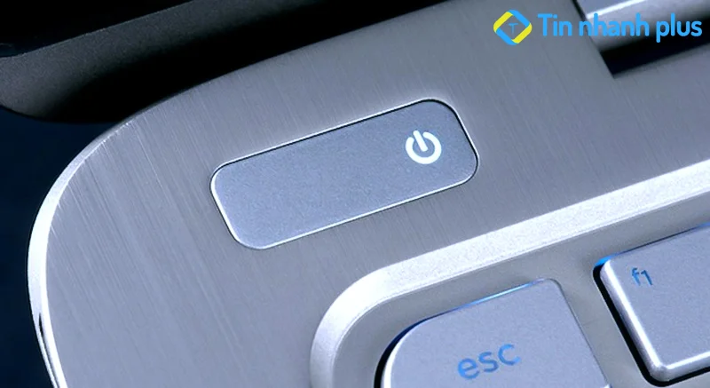 tắt nguồn máy tính bằng phím cứng