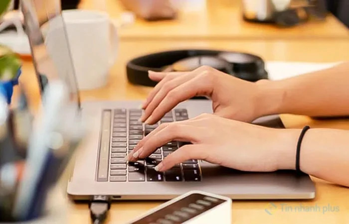 con thầy vợ bạn gái cơ quan là gì