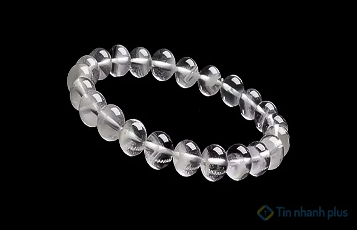 sinh năm 2001 hợp với đá phong thủy nào