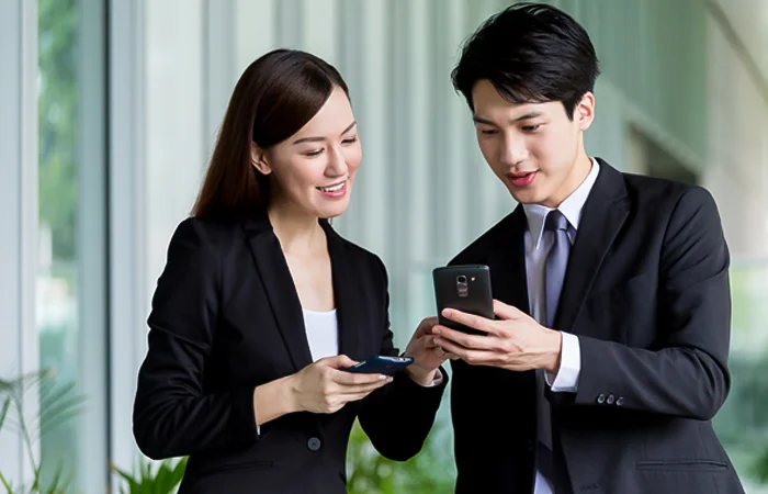 cách bắt chuyện khi không biết nói gì