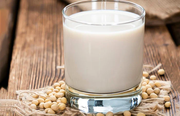 Con gái uống sữa đậu nành có tốt không?