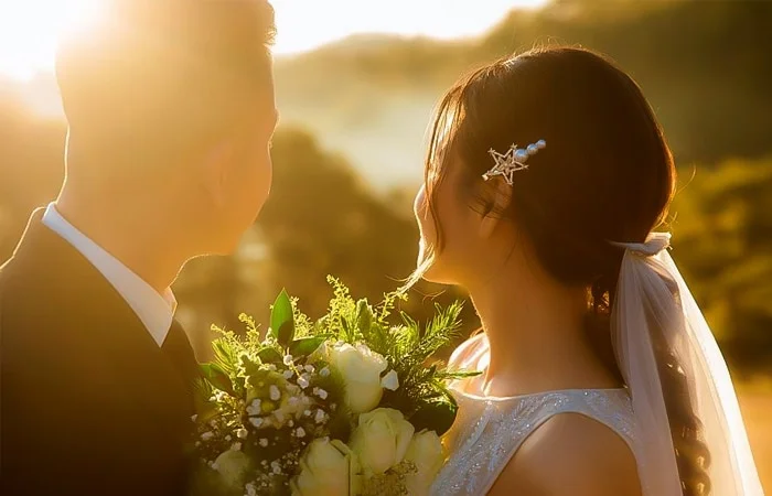 sinh năm 1999 nên kết hôn với tuổi nào