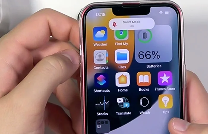 điện thoại iPhone đang ở chế độ ngủ