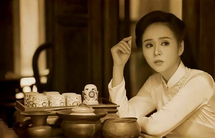 12 bến nước là gì? Như thế nào gọi là "phận 12 bến nước"