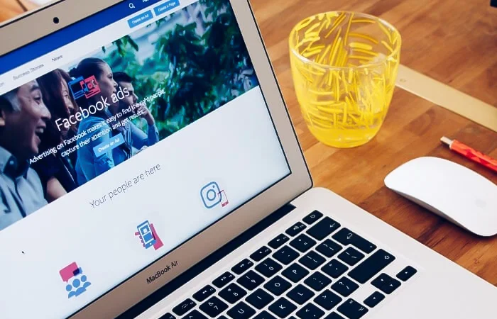 Ưu và nhược điểm của quảng cáo trên Facebook