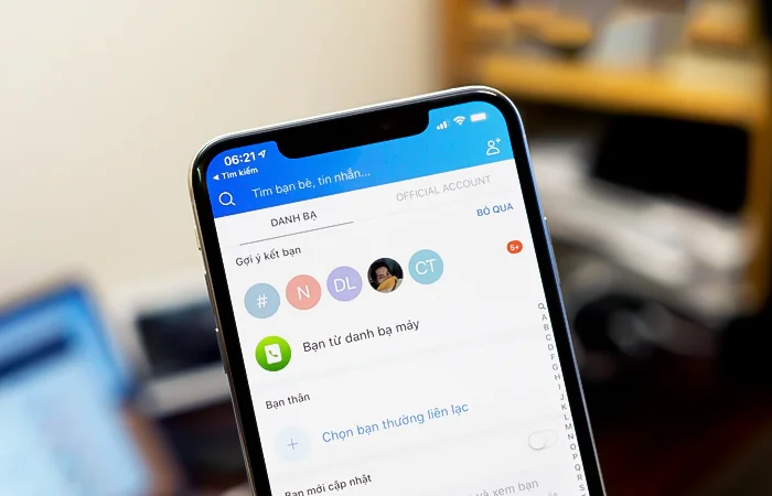 Zalo không kết bạn có nhắn tin được không?