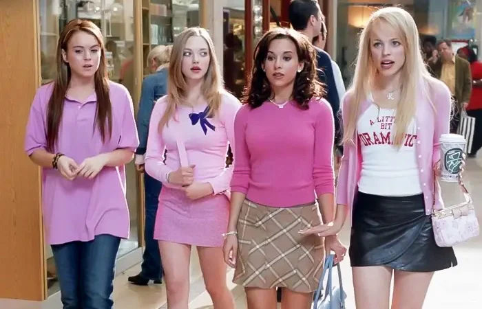 Mean girl là gì? Cách để nhận biết Mean girl