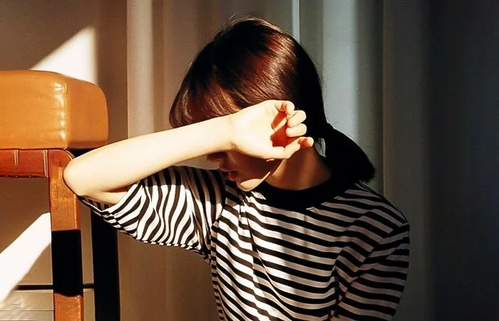 yếu bóng vía là gì