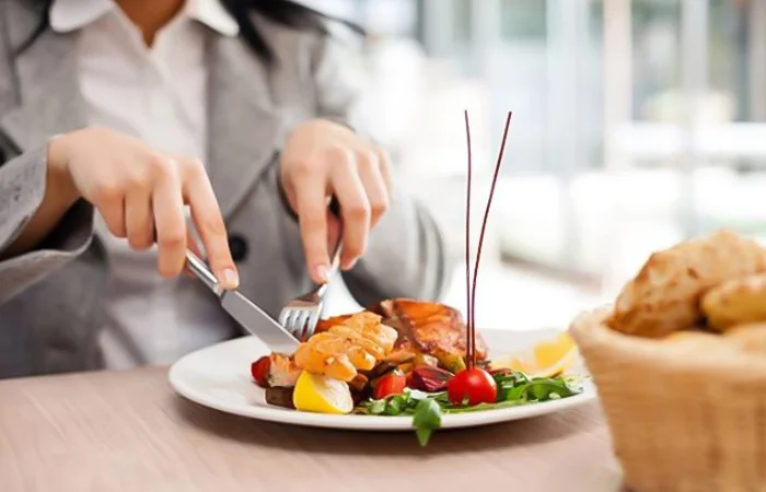 FnB là gì? FnB là viết tắt của từ gì? Vai trò của FnB đối với khách sạn