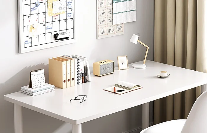 hướng đặt bàn làm việc tuổi bính tý 1996