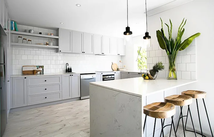 Tuổi Nhâm Tuất 1982 đặt bếp hướng nào? Đặt bàn làm việc hướng nào tốt?