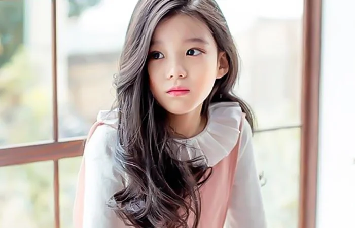 Con gái phát triển chiều cao đến năm bao nhiêu tuổi?