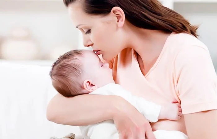 Con trai ẩn tuổi mẹ là sao? Phúc ấn hay tai ương?