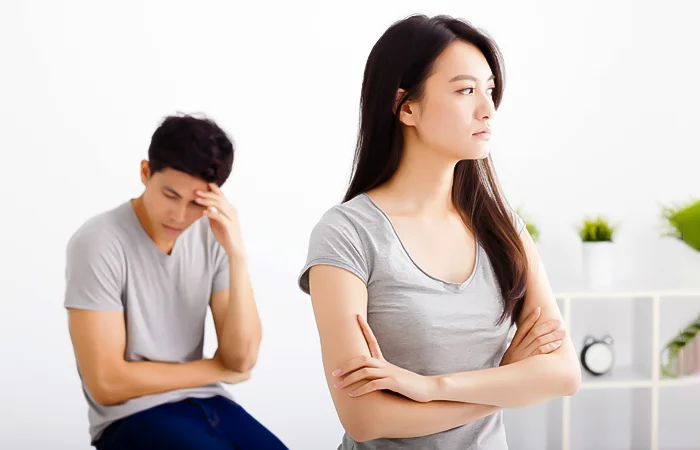 Vợ chồng không cùng quan điểm sống thì phải làm sao?