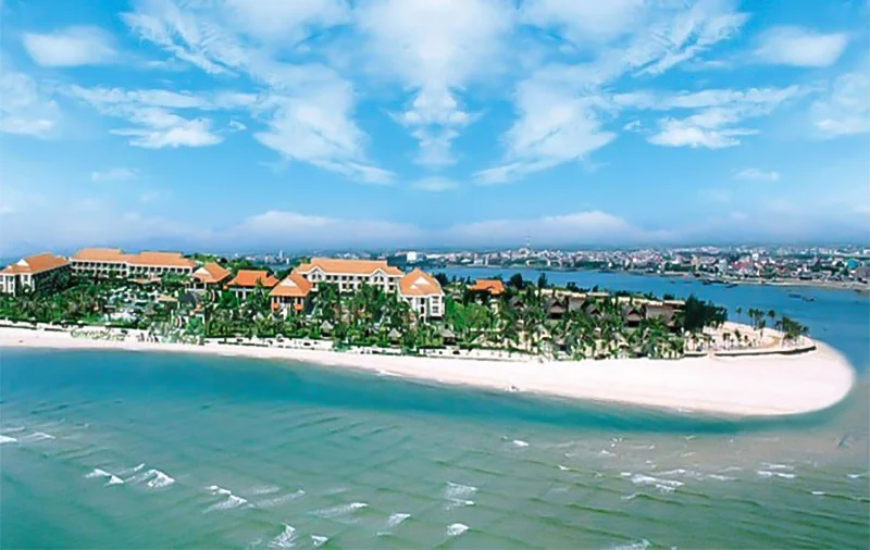 Bãi biển Nhật Lệ (Quảng Bình)